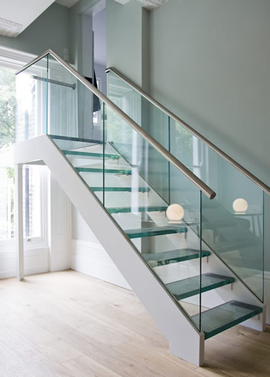 Custom Glass Staircase - Nashville, TN